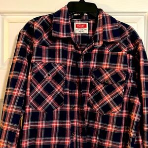 Wrangler shirt
